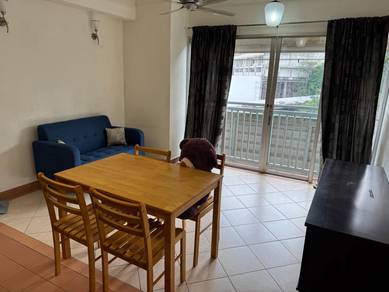 Perdana Exclusive condo, Block E, 1 bed room layout and living hall