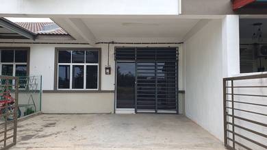 1 Storey house at Taman Vista Belimbing Durian Tunggal For Rent