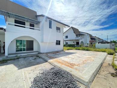 Double Storey Detached House for Rent at Piasau Miri