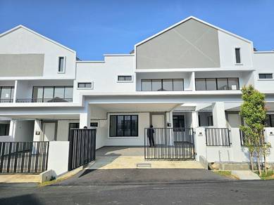 (Freehold) Teres 2 Tingkat Taman Serambi Gapam Ayer Keroh