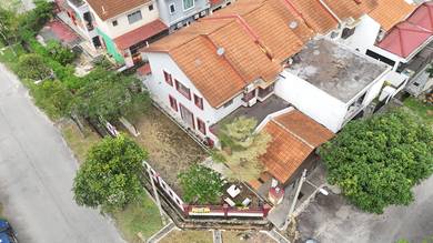 Corner lot Double Storey Saujana Utama 3 Sungai Buloh for sale