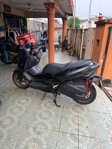 yamaha xmax v1 (2023)