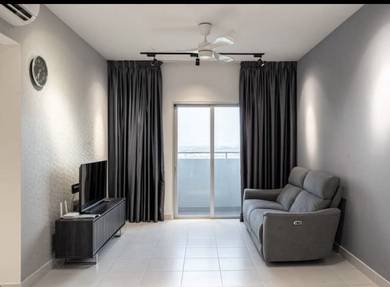 Fully Furnished 1000sqf