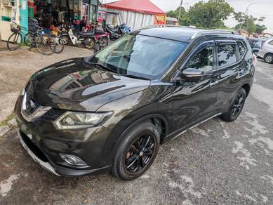 Nissan X-TRAIL 2.0 IMPUL T32 (A)