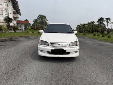 Toyota IPSUM 2.0 (A)