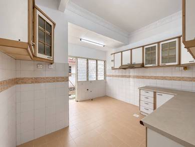 2-storey-Terraced-House-for-sale-USJ-Selangor-3