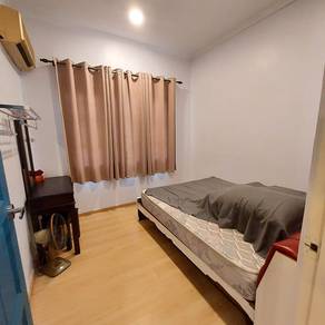 Double Storey Intermediate Corner For Rent📍Heritage Garden,Petra Jaya