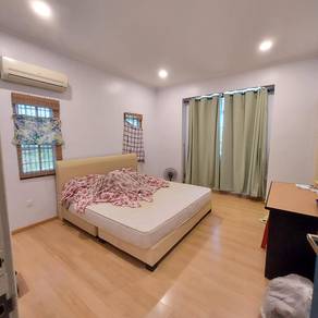 Double Storey Intermediate Corner For Rent📍Heritage Garden,Petra Jaya