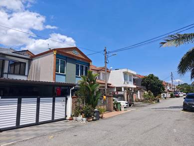 Ampang : Taman Putra 2Stry House For Sale