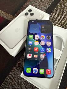 17 Pro 256GB Silver warrany july 2027