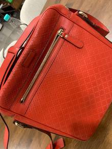 Gucci GG Microguccissima Red Sling / Messengger