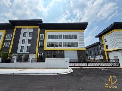 Telok Panglima Garang 3 Storey Semi Detached Factory 400amps