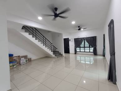 2 storey end lot for rent @ seremban sri pulai 3 sikamat penaga mewah