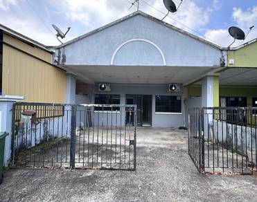 Single Storey Terrace @ Field Force Batu Kawa for Sale