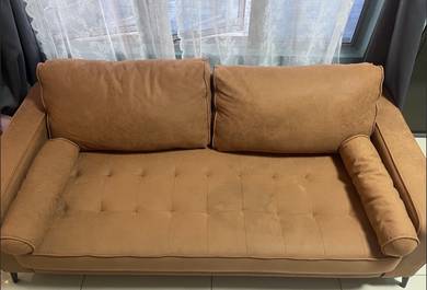 Brown 2-Seater Sofa with Tufted Back