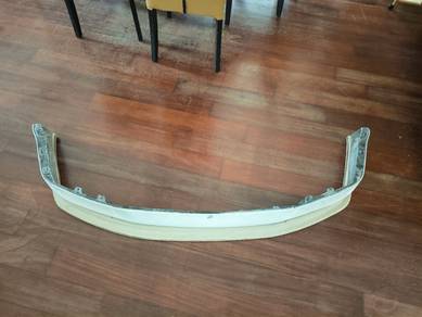 Skyline R32 front skirting and lower lip