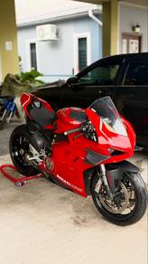 panigale v4