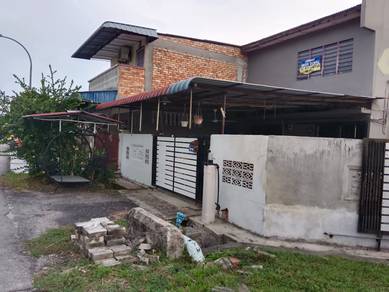 Rumah Corner Lot 2 Tingkat, Taman Pertama, Sabak Bernam