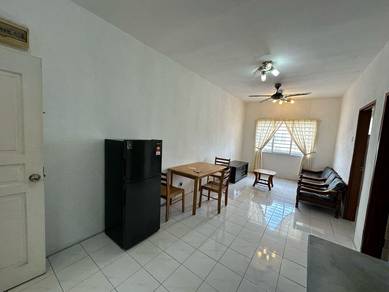 Vista Impiana Apartment, Bukit Serdang, Seri Kembangan.
