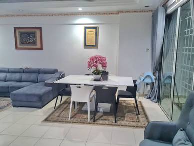 FULLY FURNISHED & 2PARK Villa Wangsamas Condo NEAR LRT