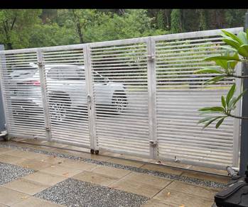 Metal Gate - 14 feet for sale
