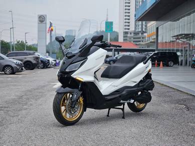 Cyclone RT5 Maxi Premium Skuter - Full Loan / Cash