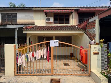 Low Cost Double Storey House At Taman Pakatan, Ipoh, Perak.