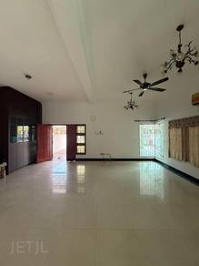 Kitchen Extended Taman Saga Klang 2 Storey Semi D House for Sales