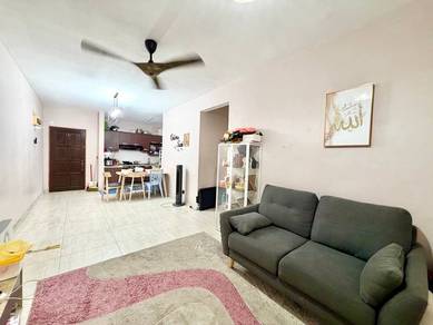 917sf Ada Lift & 4 Bilik | Laksamana Puri Condo Batu Caves Gombak