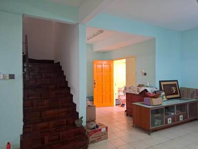 Taman Ujana Kingfisher Likas | House UMS Alamesra | 1 Borneo Sepanggar