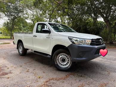 2021 Toyota HILUX SINGLE CAB 2.4 MT  2 Doors
