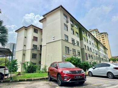 Apartment Bayu Puteri 2, Taman Bayu Puteri Available For Sale