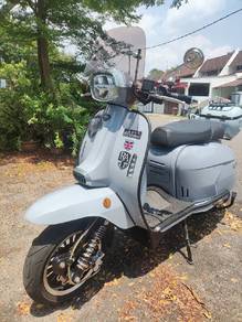 Royal Alloy GP250 2023 scooter 250