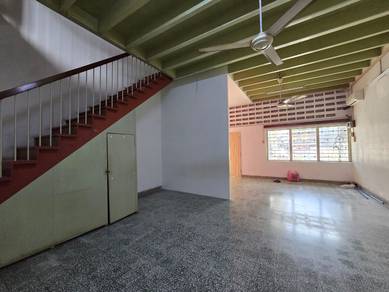 Worth Buy !!   2sty Terrace 2050' ,off Jln Dato Keramat , Georgetown