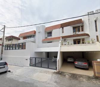 2.5 storey SemiD Renovated Semi Detached Greenlane Tembaga Delima