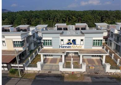 Semi-Detached-House-for-sale-Durian-Tunggal-Melaka-1
