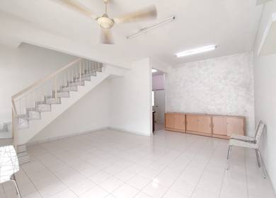 2-storey-Terraced-House-for-rent-Setia-Alam-Selangor