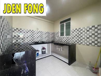 [RENOVATED KICTHEN]Ideal Residency Partly funish 1cp Low Floor Gelugor