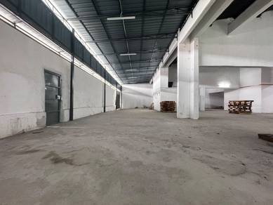 Jenjarum, Bukit Beruntung Light Industry warehouse
