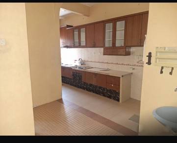 1 1/2 storey tqman inderwasih for rent