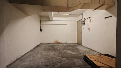 E Gate | Store room | 200sf | basement | For rent