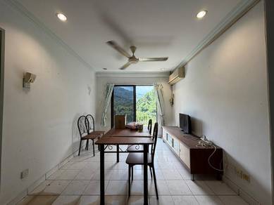 Vista Condo middle floor corner unit newly renovated full loan