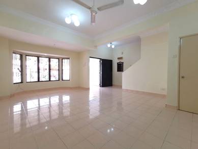 22 x 80 | 2-STOREY✅5 Rooms- Bandar Putra Permai near Taman Equine Park