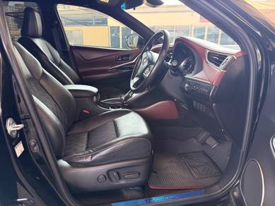 Toyota Harrier 2.0Cc Auto Moonroof Model
