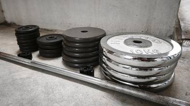 gym equipment 