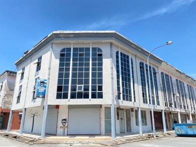 2 ADJOINING - 3 Storey Corner & Intermediate Melaka Raya nr Kota TOWN