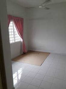 Indah Cempaka Apartment, 675sqft, Well Kept, Walking Distance To LRT