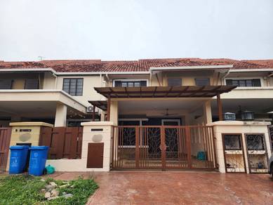 Well Maintained 2 Storey Superlink Canting At Alam Impian Seksyen 35