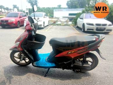 YAMAHA EGO S SCOOTER (2007) Seconds Terbaik