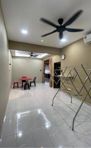 Townhouse Partial Furnished 3 Bed 2 Bath Taman Impiana Kulai